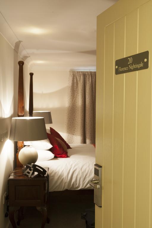 The Bishops Table Hotel Farnham  Exterior foto